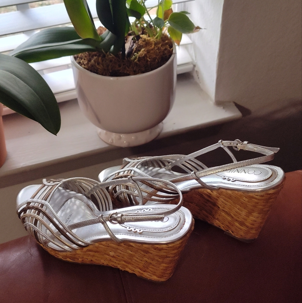CONNIE SANDAL SIZE 6M - Picture 5 of 11
